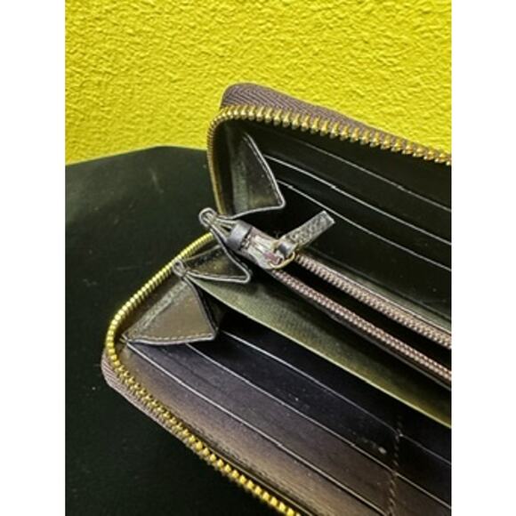 Rare Purple‎ Gucci Guccissima Long Wallet Zip Around*Beautiful! Great Condition! - Picture 11 of 12